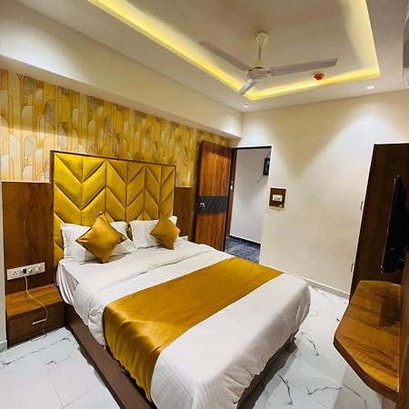 Hotel Paramount Villa جاندي نجر المظهر الخارجي الصورة