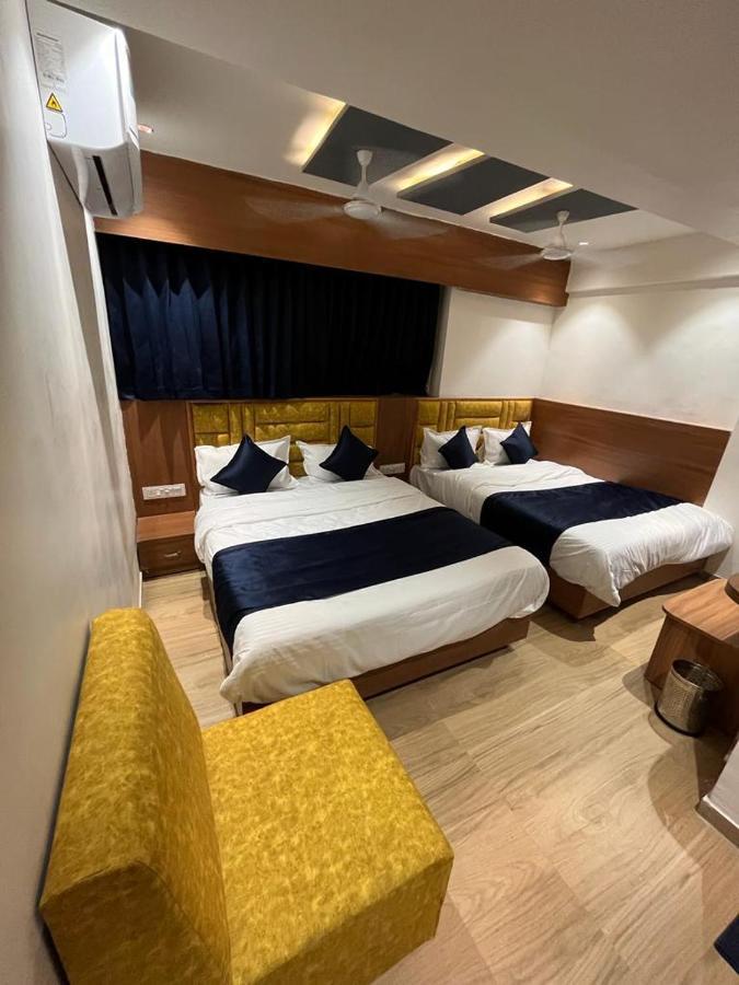 Hotel Paramount Villa جاندي نجر المظهر الخارجي الصورة